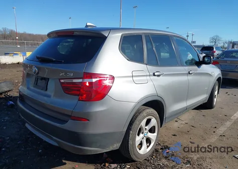 2011 BMW X3 xDrive28I z USA, uszkodzony, nr VIN 5UXWX5C5XBL702398
